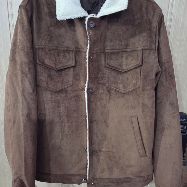 브라운 스웨이드 무스탕 자켓