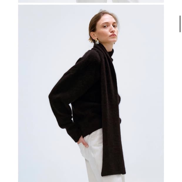 르하스 앙고라 스카프 니트 블랙 새상품 (218000원)