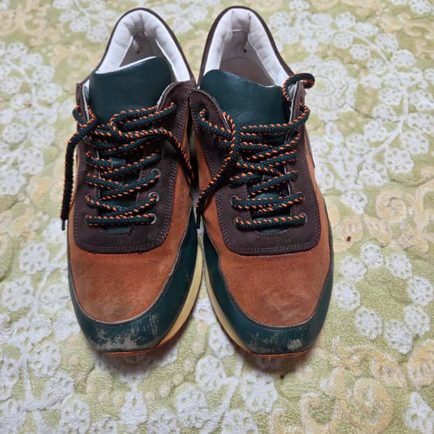 아.테스토니 스니커즈260