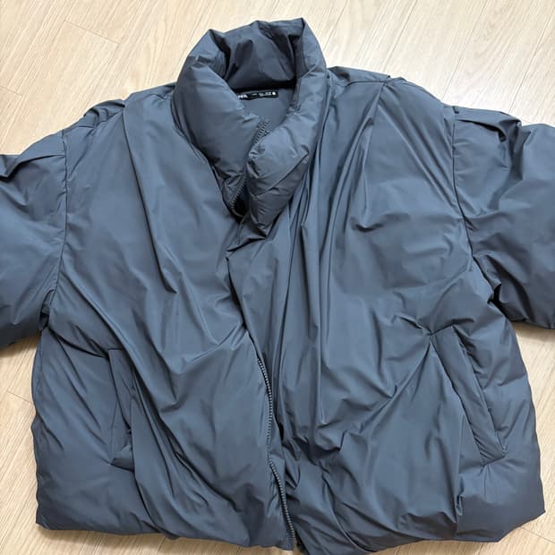 자라 핀치드 패딩