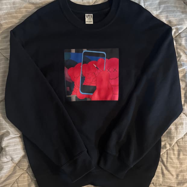 유니클로 카우스 워홀 콜라보 맨투맨