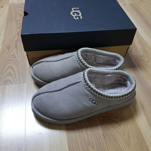 어그 타스만 슬리퍼 오이스터