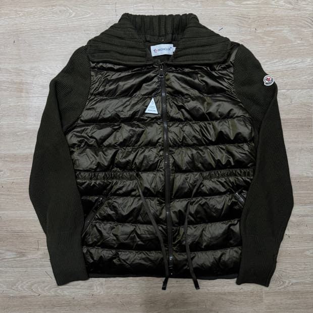 몽클레어 울 니트 패딩