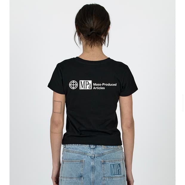 플라스틱 프로덕트 반팔 티셔츠