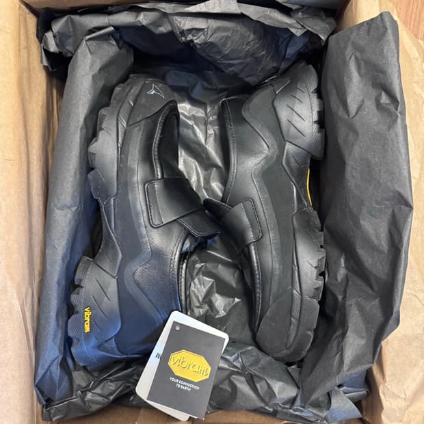 ROA HIKING LOAFER 로아 하이킹 로퍼