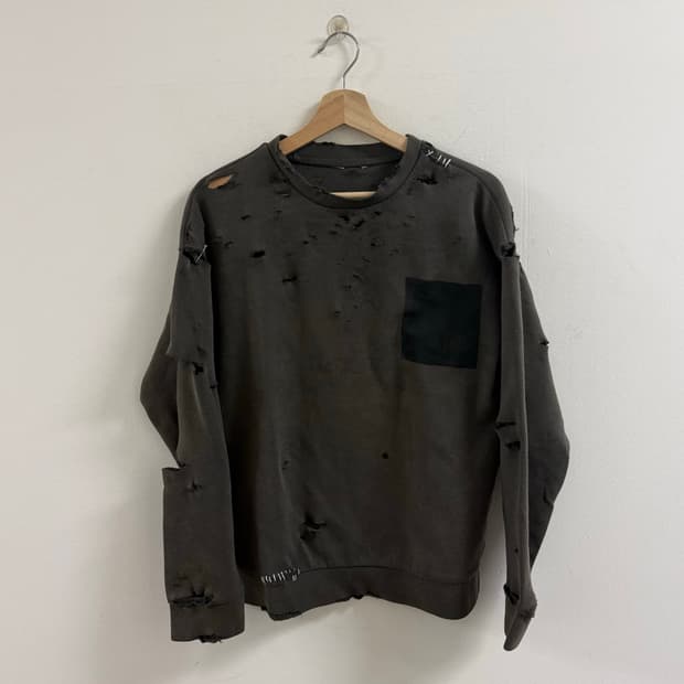 Vintage distressed sweat shirts