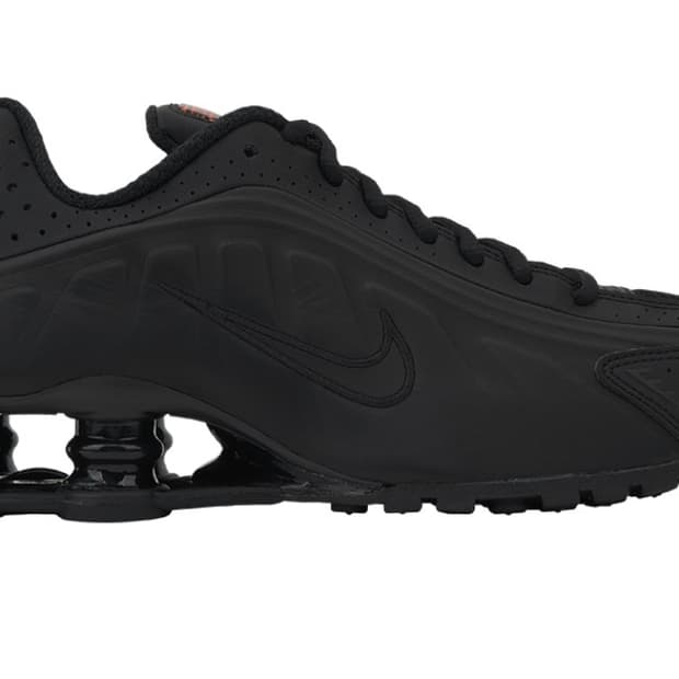 나이키 샥스 블랙