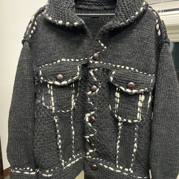 캐피탈 코위찬 자켓