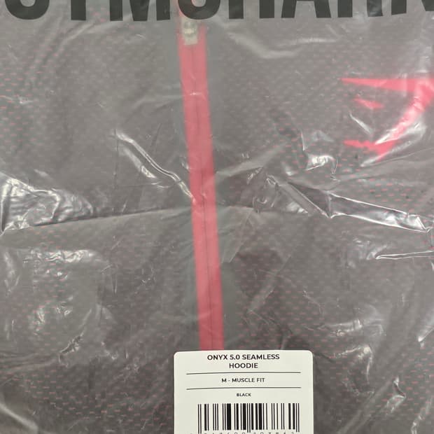 짐샤크 오닉스 v5 레드 후드 m사이즈 판매합니다!