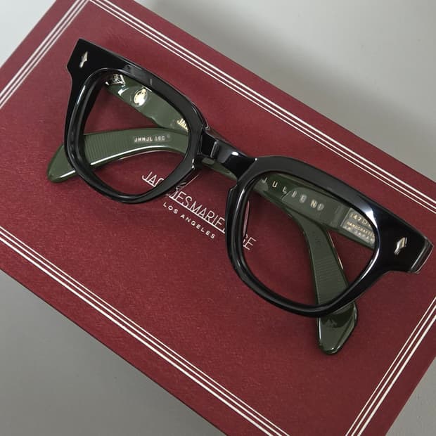 자크마리마지 줄리엔 블랙