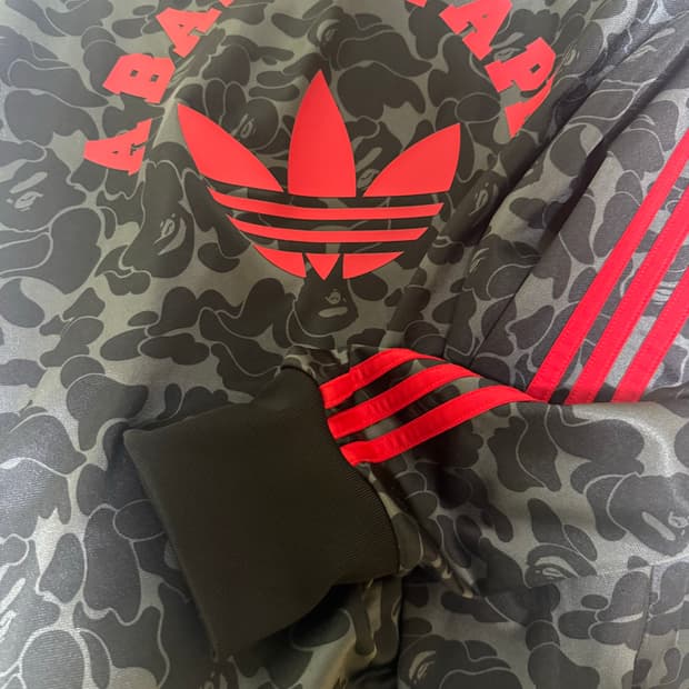 아디다스 베이프 트랙탑 L팝니다