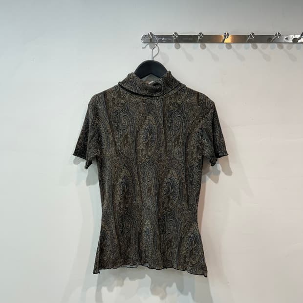 페이즐리 패턴 플리츠 탑
