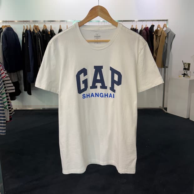 [L] GAP 스펠아웃 반팔티