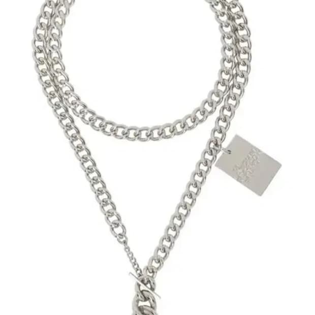 솔로이스트 목걸이