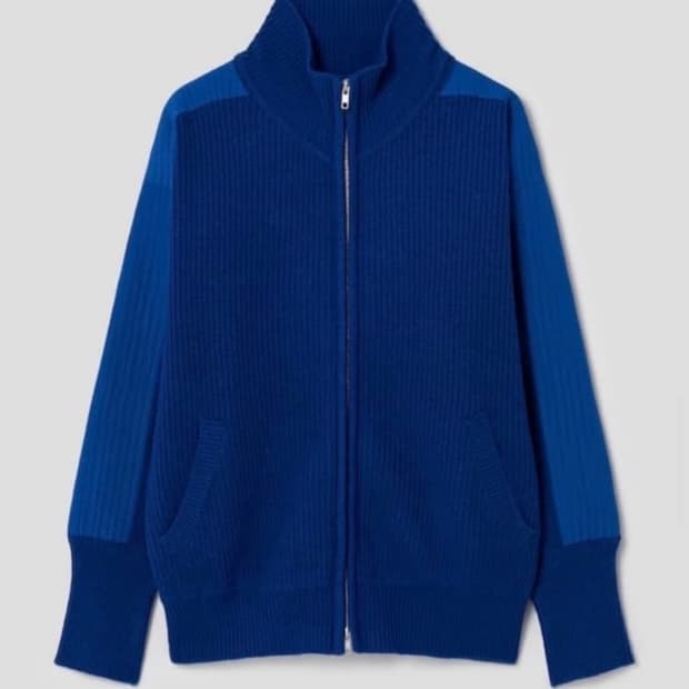 새상품[L]HGBB 로얄블 루 니트 패디드 자켓