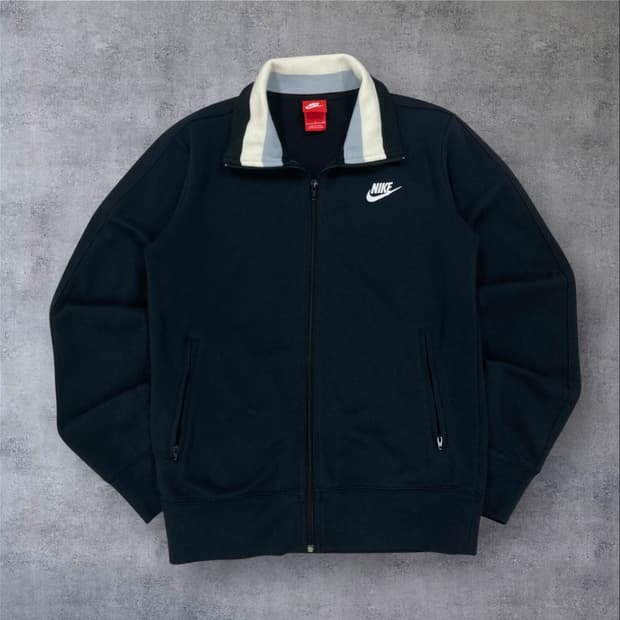 나이키 퓨추라 스몰 로고 네이비 코튼 트랙탑