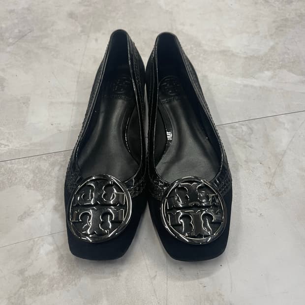 토리버치 Tory Burch 스웨이드 발레 플랫 슈즈
