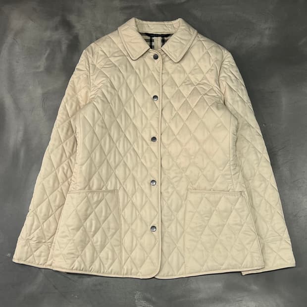  버버리 퀼티드 자켓 y15576