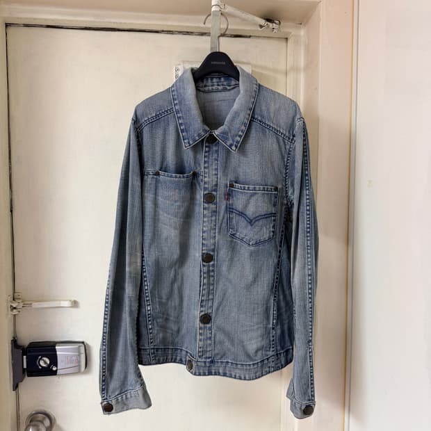 리바이스 엔지니어드 데님 자켓