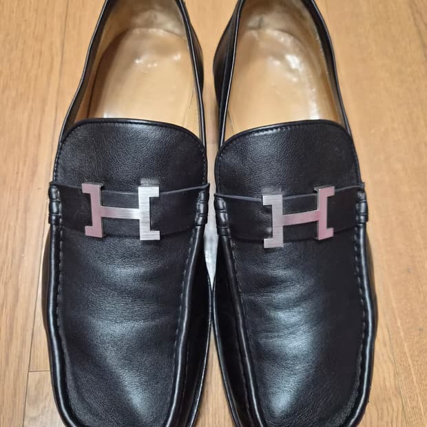 (정품) 에르메스 블랙 로퍼 41 (명품 남자 신발 구두 스니커즈)