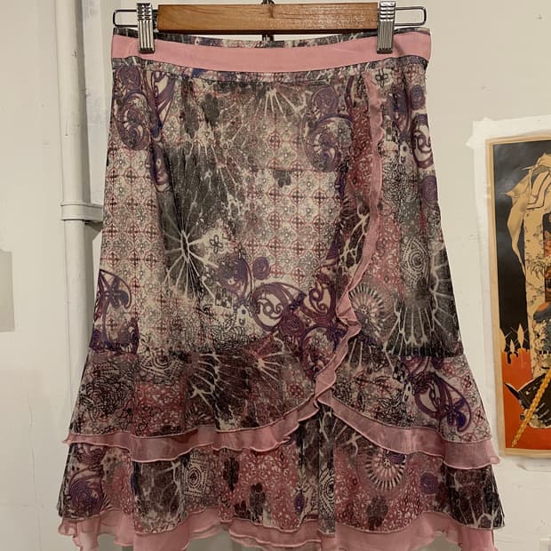 오리엔탈 플라워 패턴 핑크 스커트