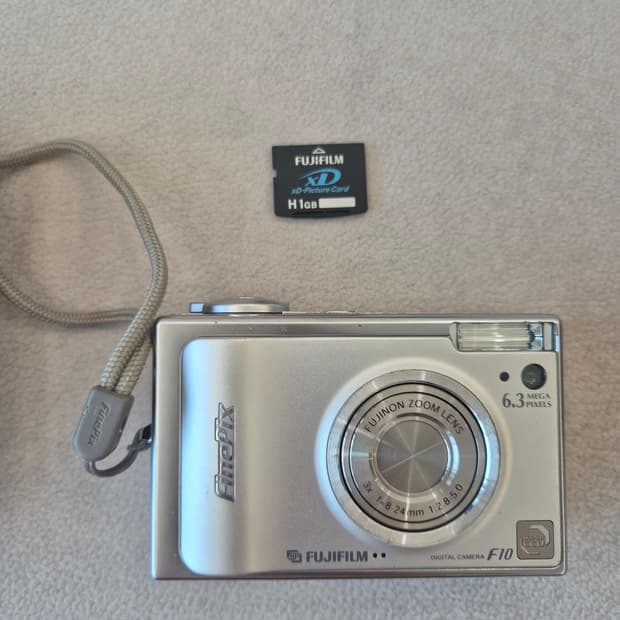 후지필름 Finepix F10 빈티지 디카 풀박스