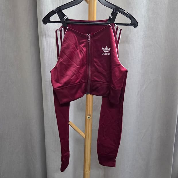 아디다스 트레이닝복  버건디# 미착용