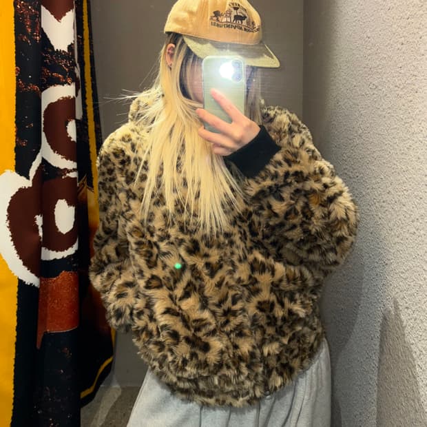 CHUXXX 레오파드 투웨이 후드 퍼자켓