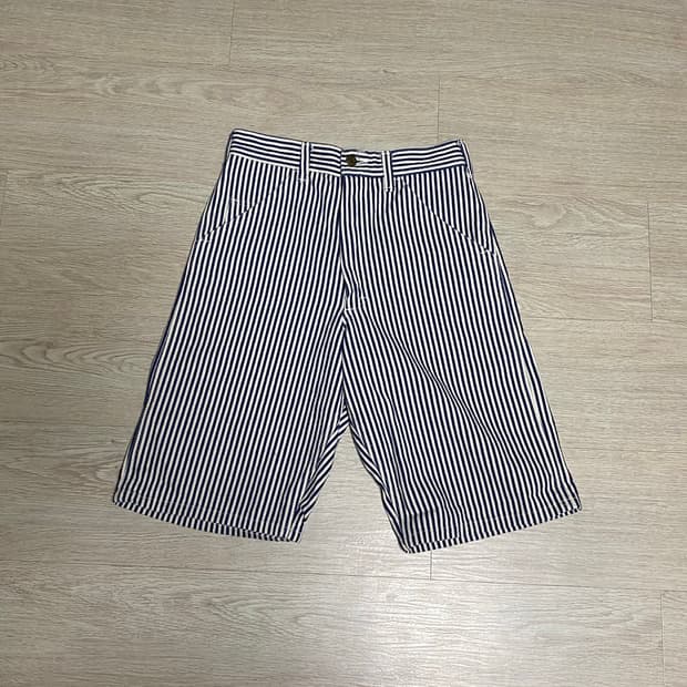 궁호 마린 숏츠