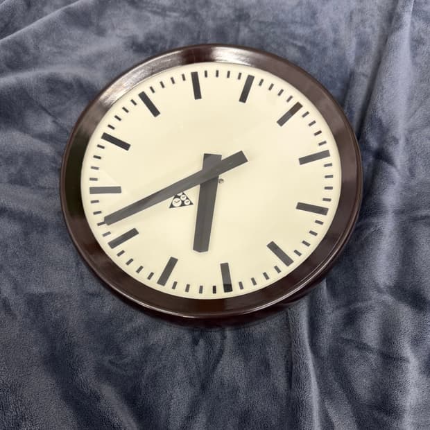 빈티지 프라고트론 벽시계 (1980s)