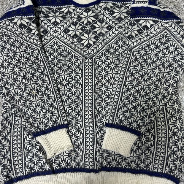 노르웨이제 울 니트 사이즈 105~110