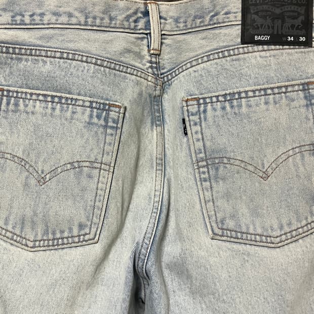 리바이스 배기진