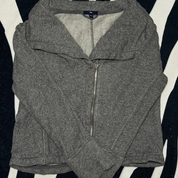 갭 그레이 집업