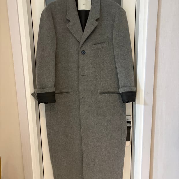 던스트 그레이 코트