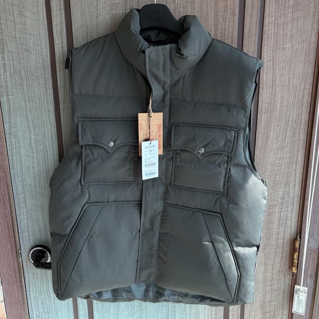 새상품(XL)트루릴리젼 밀 아머 베스트 패딩조끼 카키