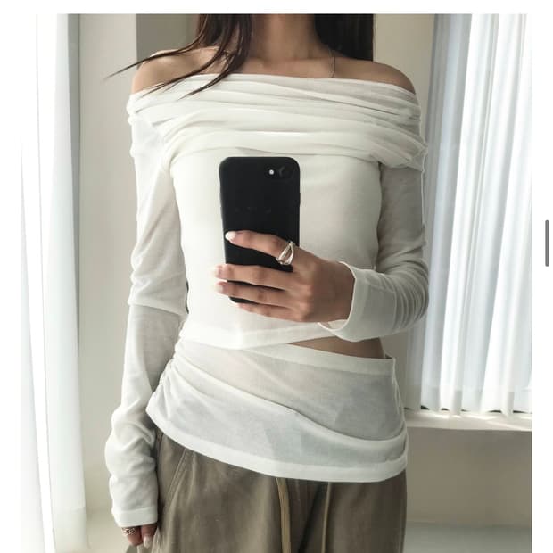 튜프티 angle cut top 보트넥 오프숄더 티셔츠