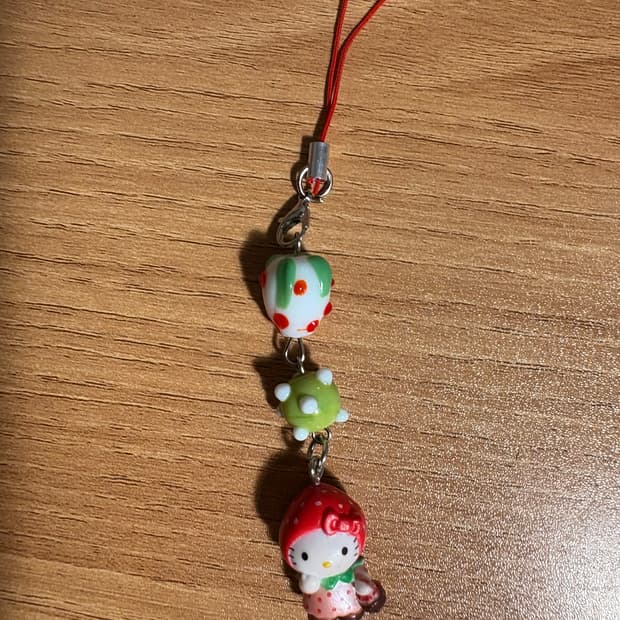 딸기 키티 스트랩 키링 빈티지 판매