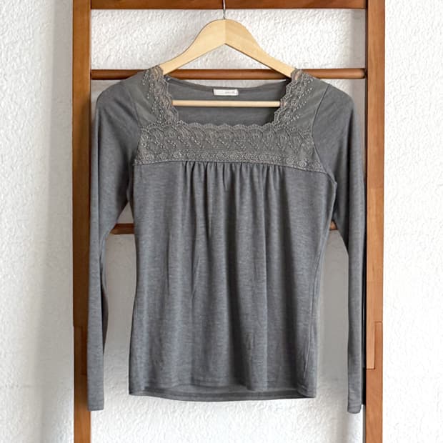 숲속 아침 스퀘어넥 티셔츠