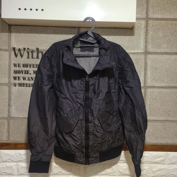 I.M.Z 인터메조 나일론 봄버 자켓 100