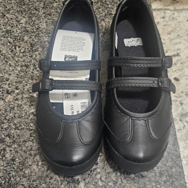 오니츠카타이거 멕시코 66 메리제인 블랙 235