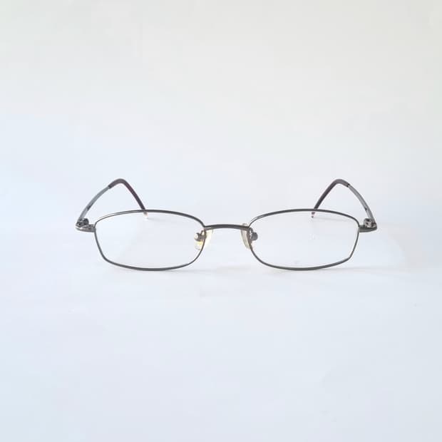 데드스탁 지적인 무드의 실버 메탈 슬림 타원형 안경테 781