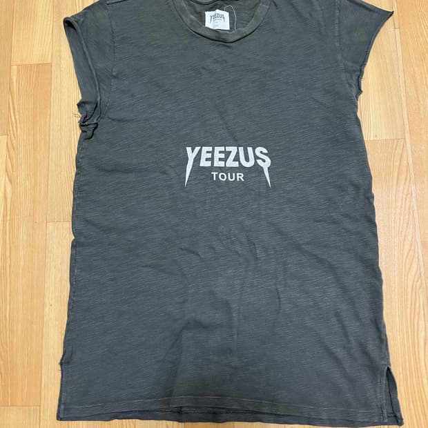 Yeezus tour merch