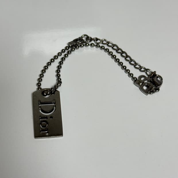 디올 플레이트 바 팔찌