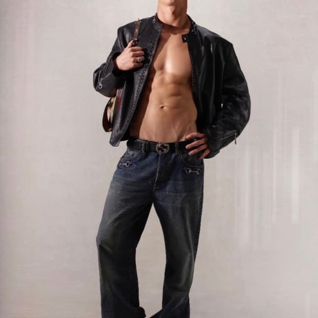 구찌뎀나 화이트하이탑 [10]