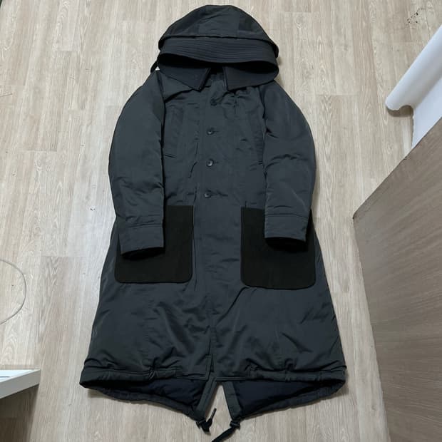 오니츠카타이거 남성 레이어 프리미엄 롱패딩 M/95