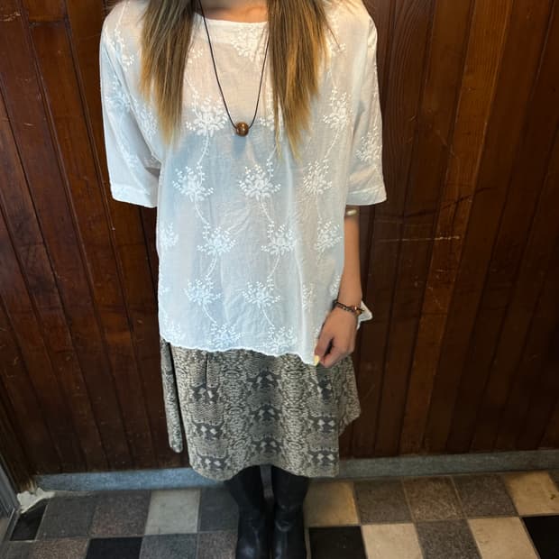 embroidery top