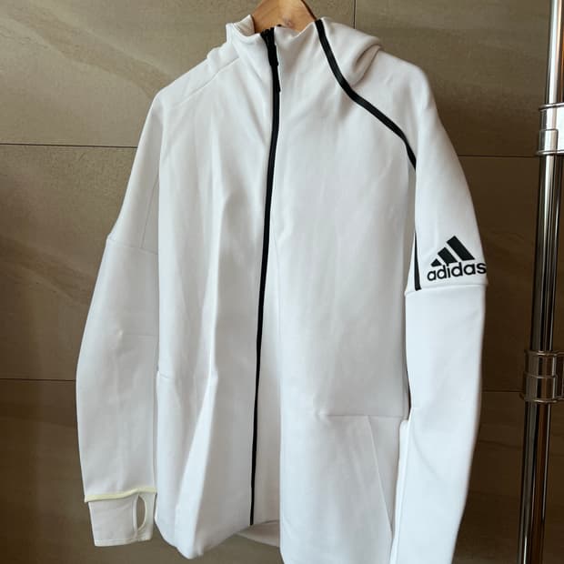 [110/2XL] [새제품] 아디다스 야상 바람막이 (가볍고 탄탄함)