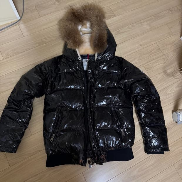 몽클레어 덕다운 패딩