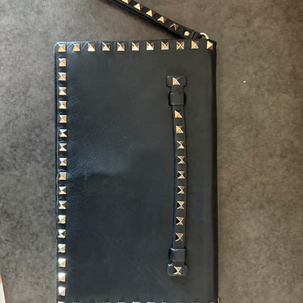 벌렌티노클러치백