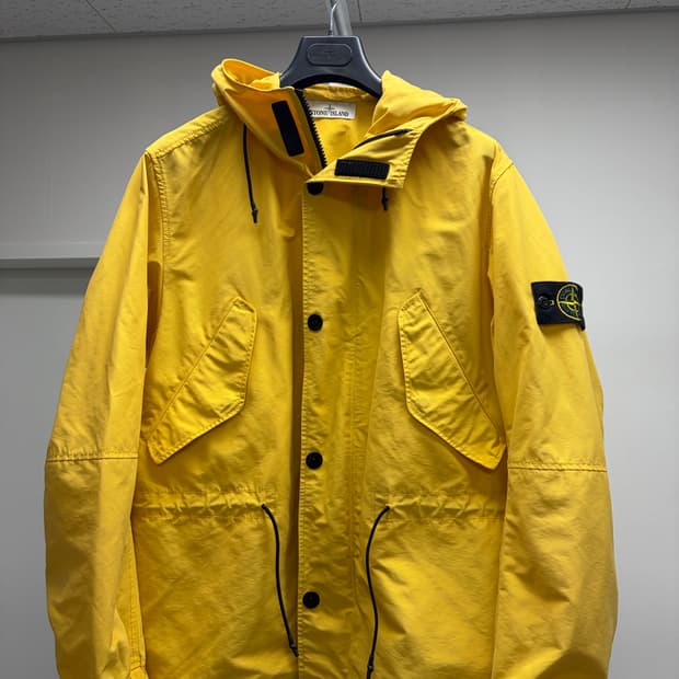 스톤아일랜드 마이크로 랩스 야상 M